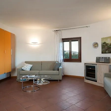 I Lecci 1 By Klodge Daire *